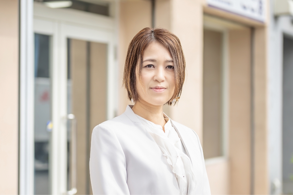岩田 麻衣